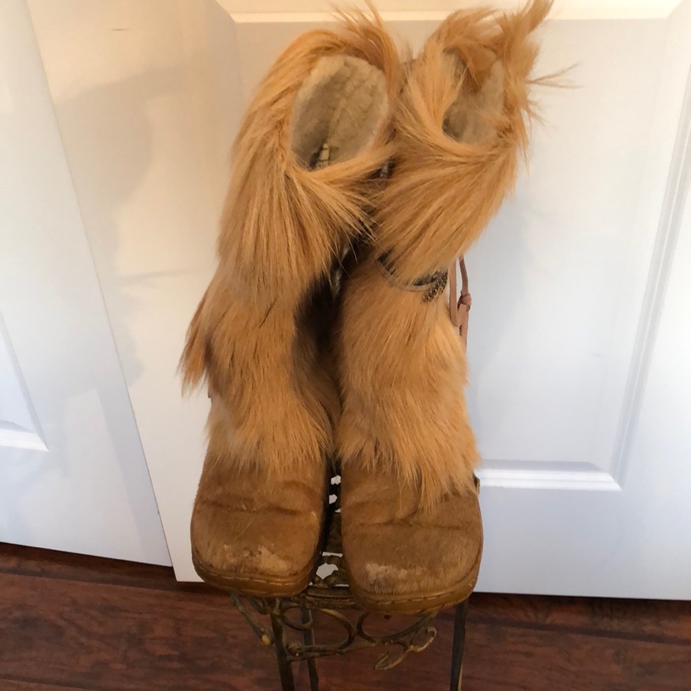 Sz 7W bear paw calf skin sheep lined winter boot